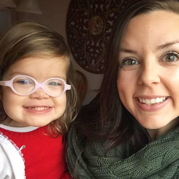 Meet your Posher, Allison - Picture 1 of 1